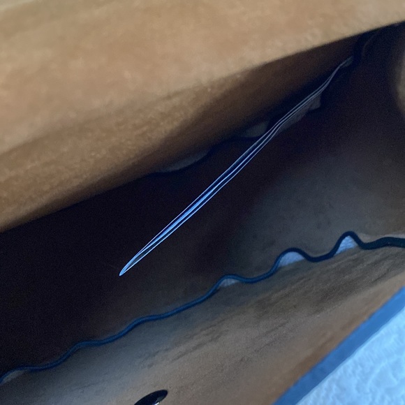 Pebbled Crossbody Purse - Picture 10 of 15